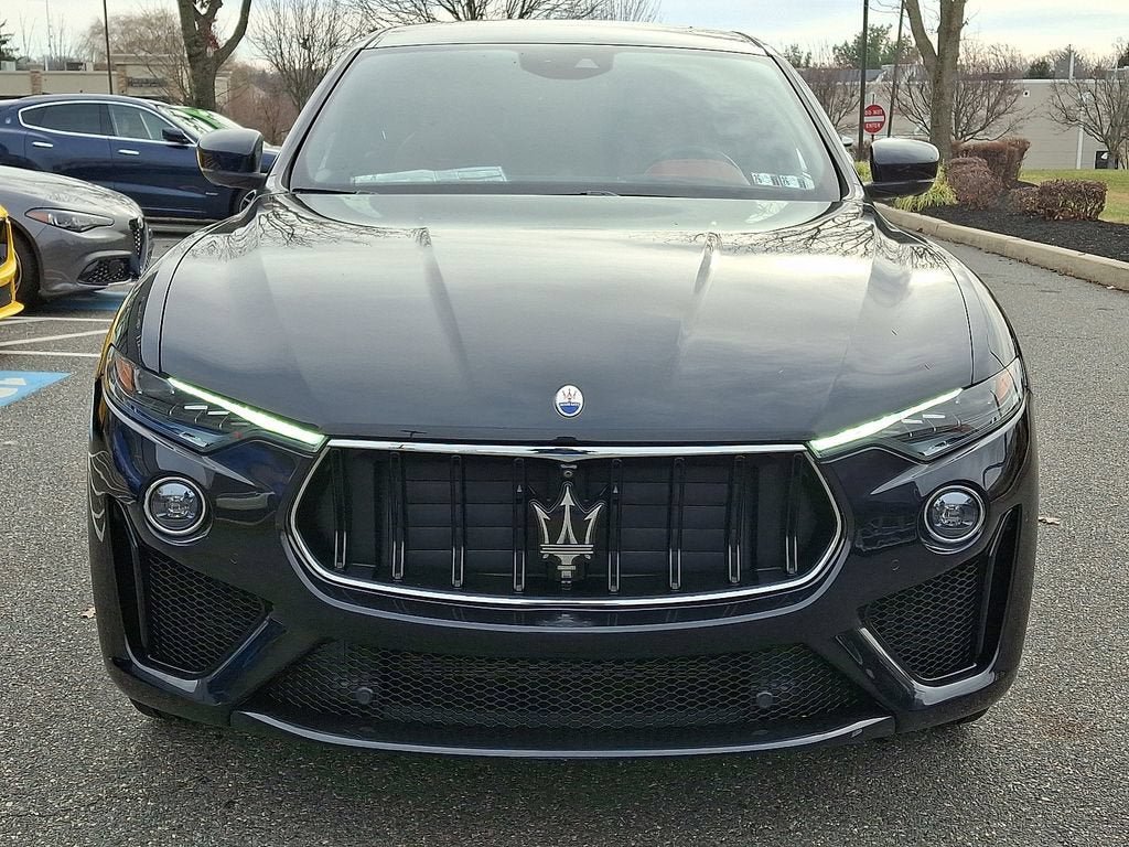 Used 2019 Maserati Levante GTS AWD/4WD image 2