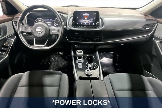 Used 2023 Nissan Rogue S AWD/4WD image 10
