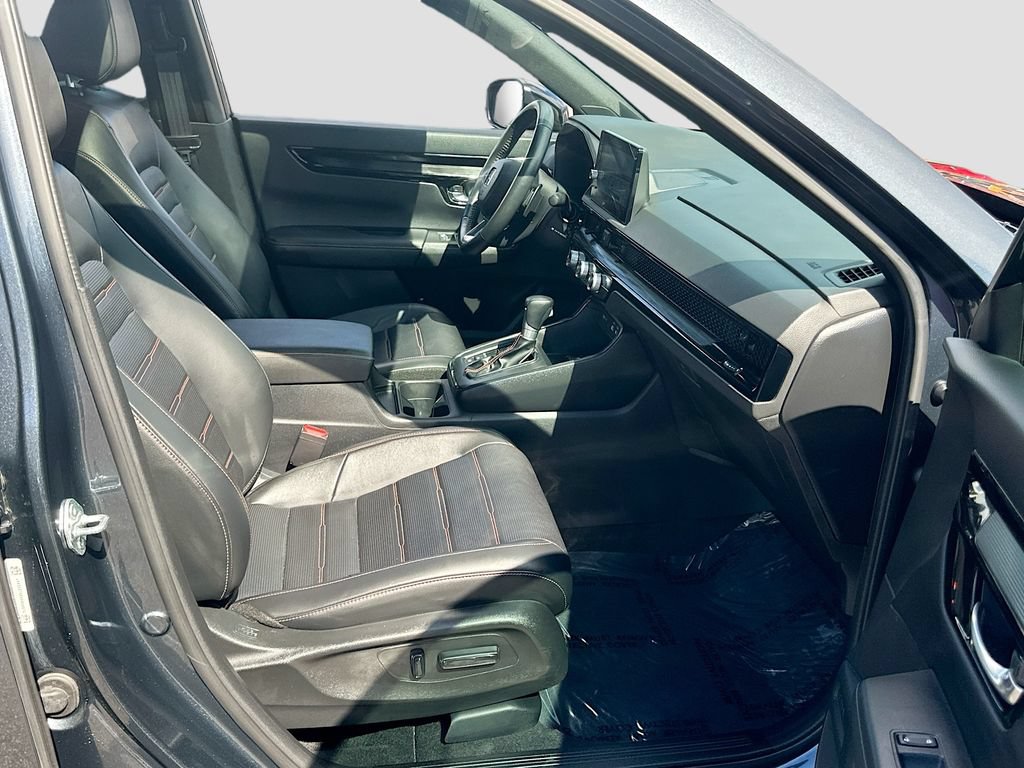 Used 2025 Honda CR-V Sport Touring image 23