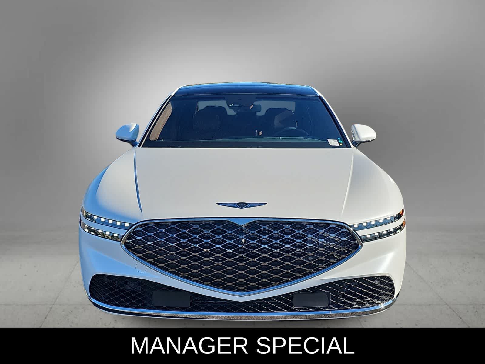 Used 2025 Genesis G90 3.5T AWD/4WD image 3