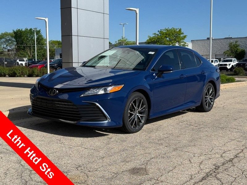 Used 2024 Toyota Camry XLE FWD image 7