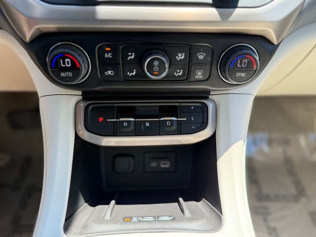 Used 2023 GMC Acadia Denali AWD/4WD image 21