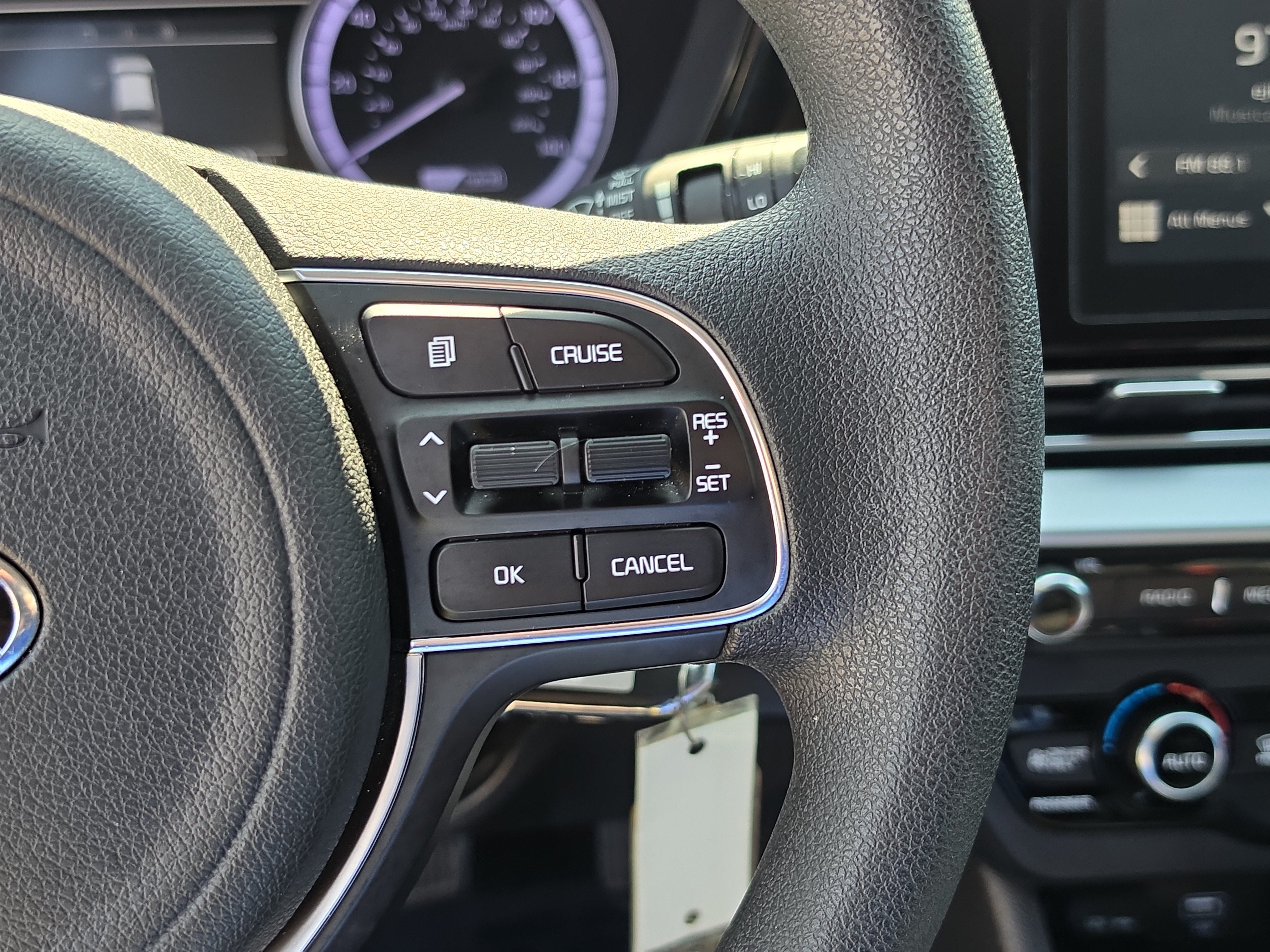 Certified 2021 Kia Niro LX FWD image 29