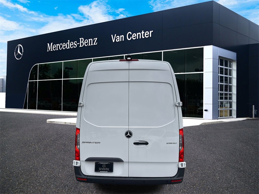 New 2026 Mercedes-Benz Sprinter 2500 image 4