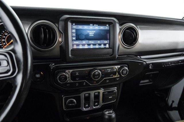 Used 2019 Jeep Wrangler Sport AWD/4WD image 23