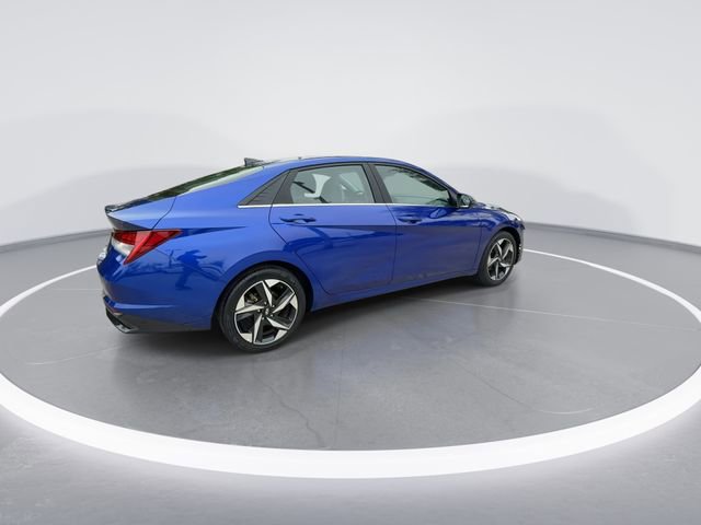 Used 2023 Hyundai Elantra Limited FWD image 8