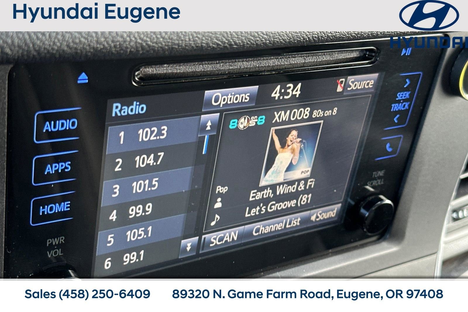 Used 2016 Toyota Sienna XLE image 37