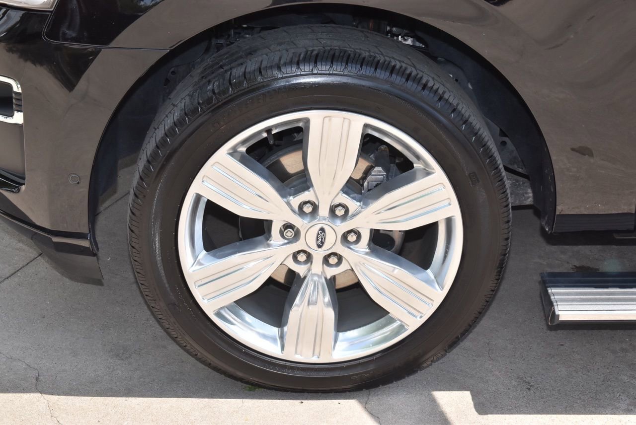 Certified 2024 Ford Expedition Max Platinum image 42