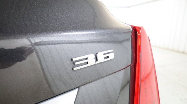 Used 2017 Cadillac XT5 Luxury w/ Driver Awareness Package image 25