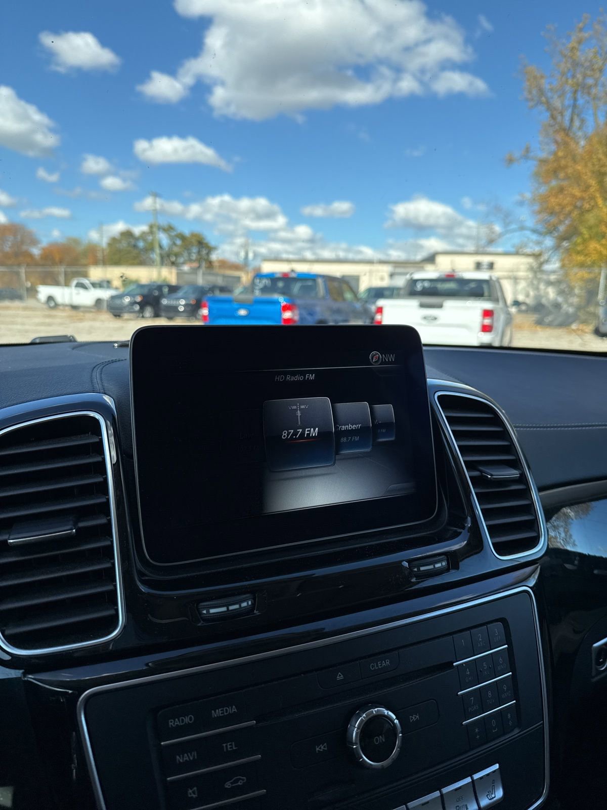 Used 2019 Mercedes-Benz GLS 450 4MATIC image 38