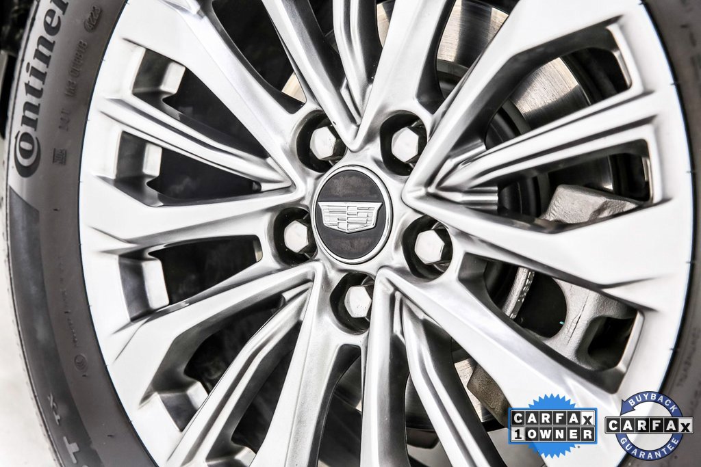 Used 2024 Cadillac XT4 Premium Luxury image 41