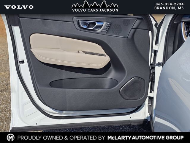 New 2026 Volvo XC60 B5 Plus w/ Protection Package Premier image 15