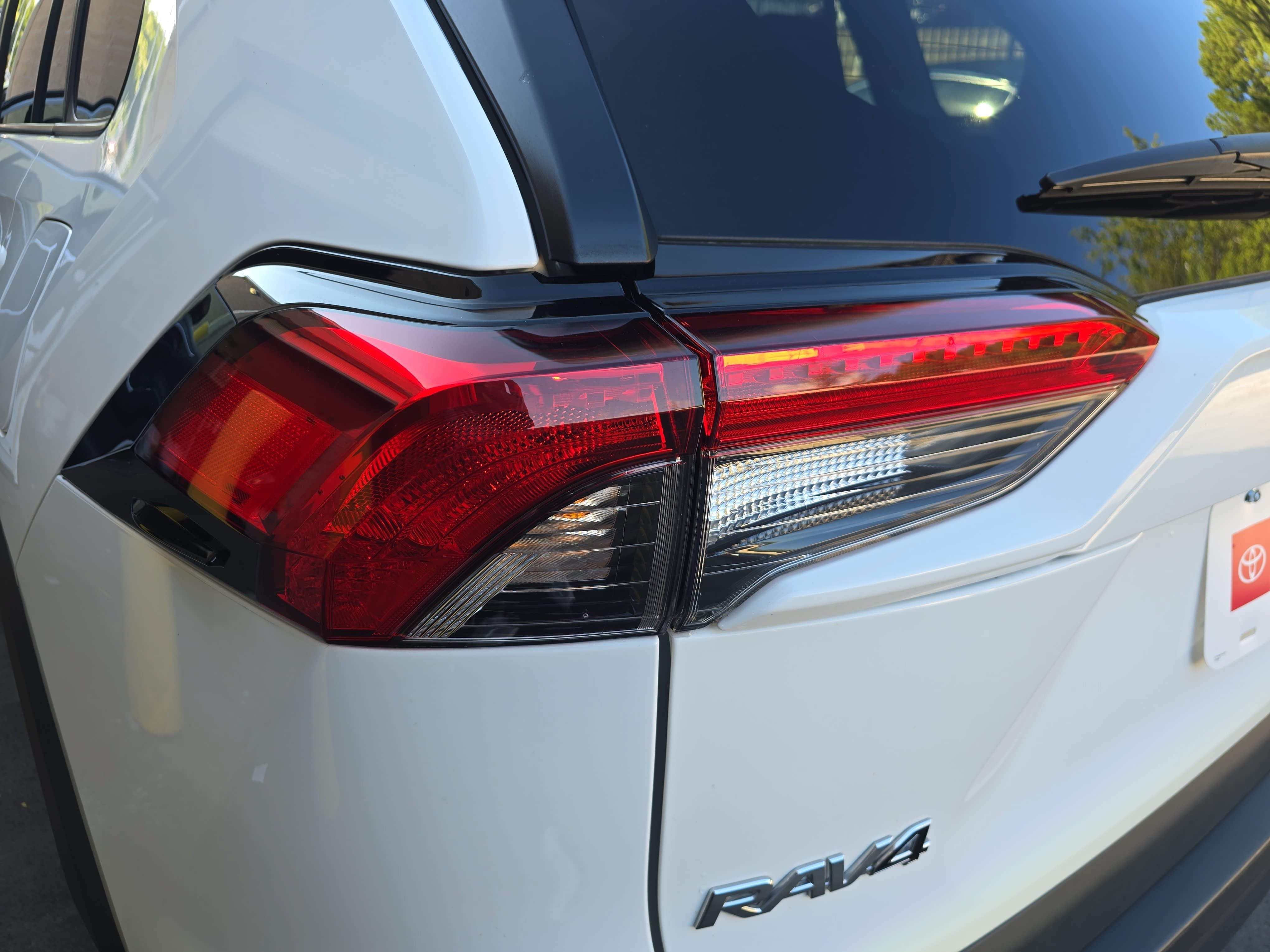 Certified 2025 Toyota RAV4 LE AWD/4WD image 32