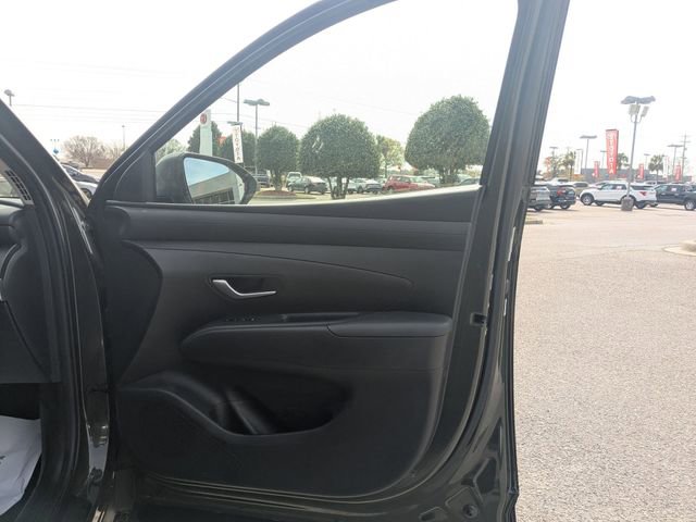 Used 2025 Hyundai Tucson SEL FWD image 31