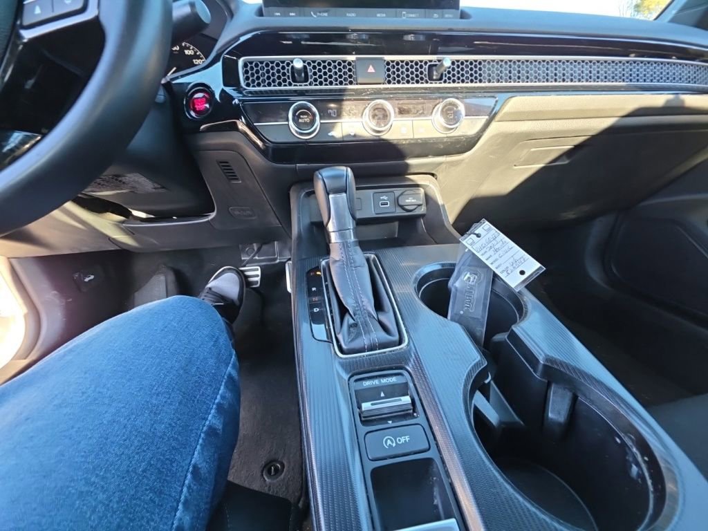 Used 2023 Honda Civic Sport image 18