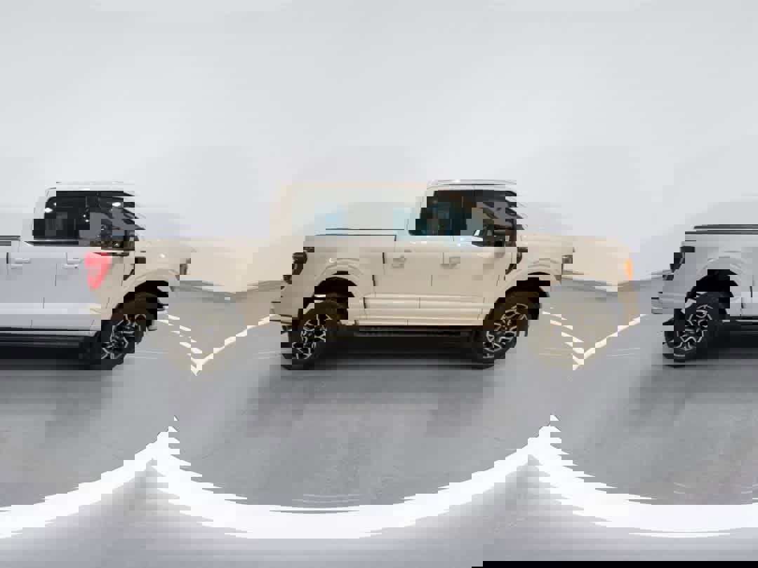 Used 2023 Ford F150 XLT w/ Equipment Group 302A High image 9