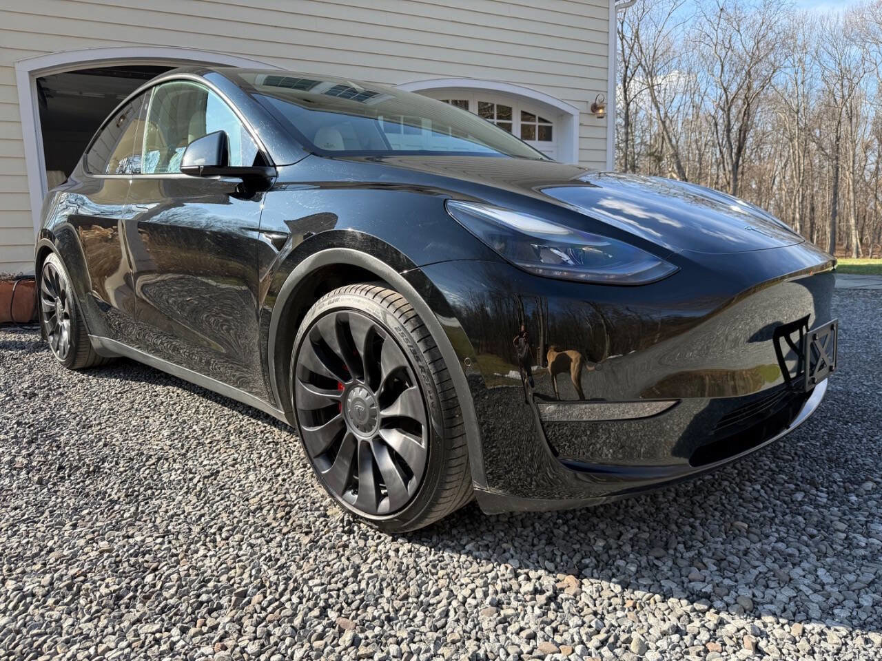 Used 2022 Tesla Model Y Performance image 9