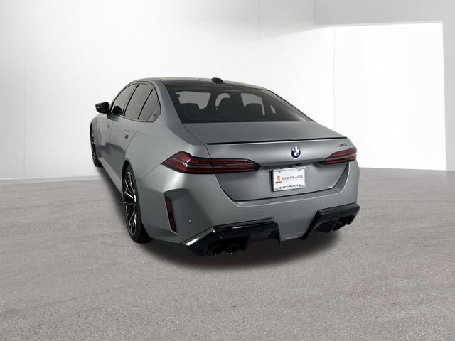 Used 2026 BMW M5 w/ Executive Package image 31