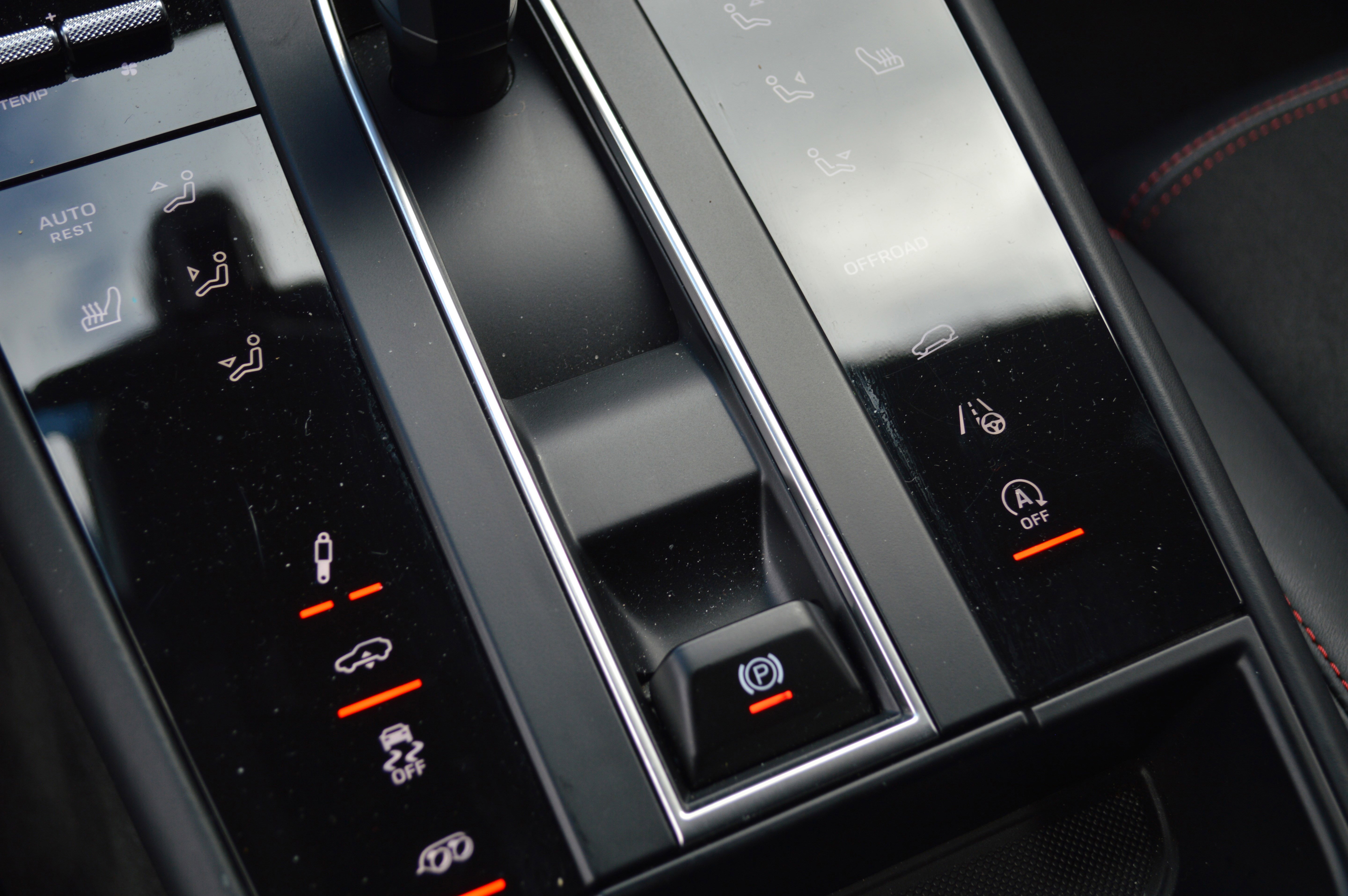 Used 2023 Porsche Macan GTS image 23