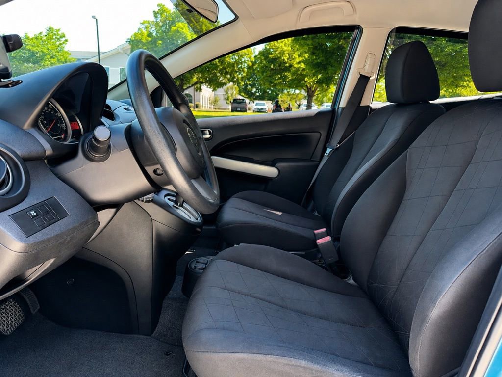 Used 2011 MAZDA MAZDA2 Sport FWD image 20
