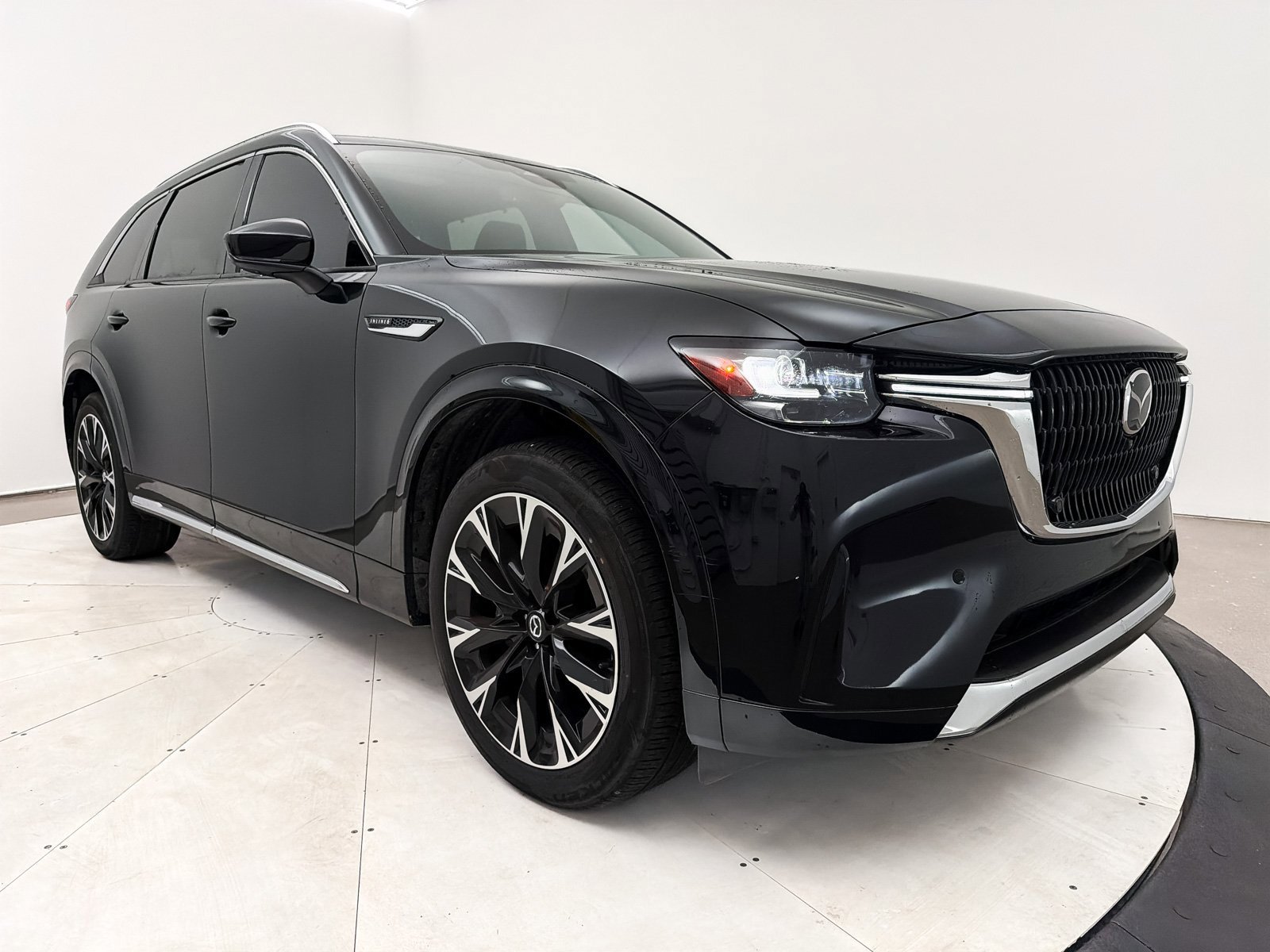 Certified 2025 MAZDA CX-90 3.3 Turbo S w/ Premium Package image 13