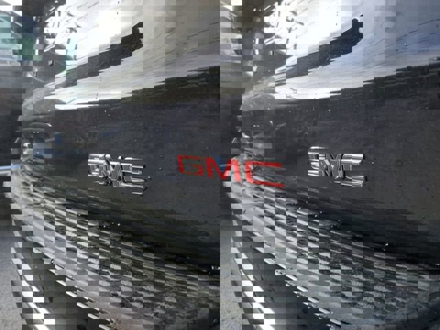 New 2026 GMC Yukon XL Denali w/ Sun & Power Step Package image 7