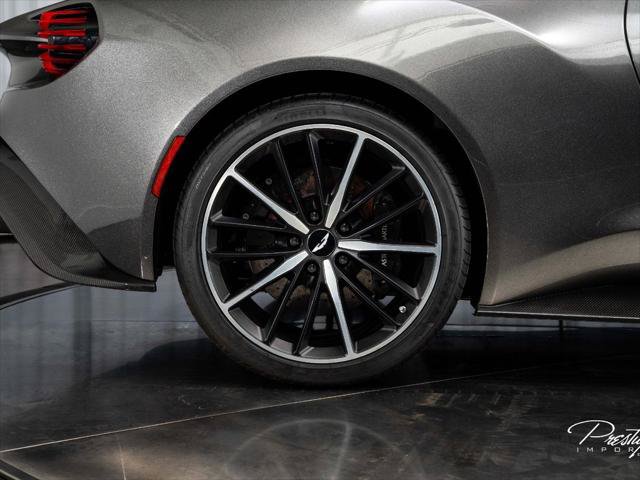 Used 2018 Aston Martin Vanquish Zagato RWD image 28