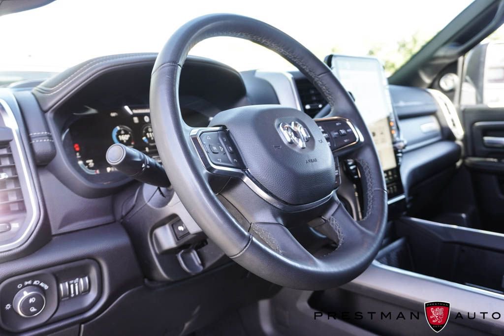 Used 2025 RAM 3500 Laramie AWD/4WD image 40