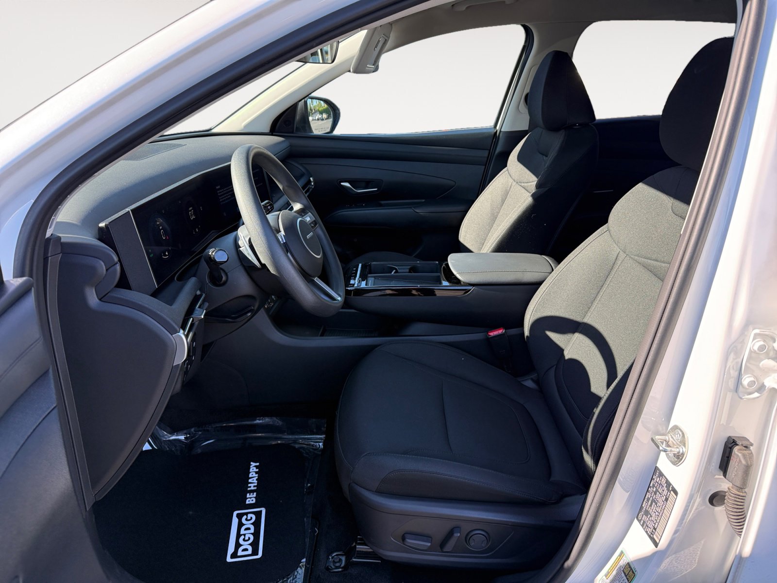 Certified 2025 Hyundai Tucson SEL image 10