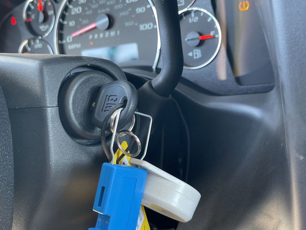 New 2025 GMC Savana 2500 Extended w/ Driver Convenience Package image 17