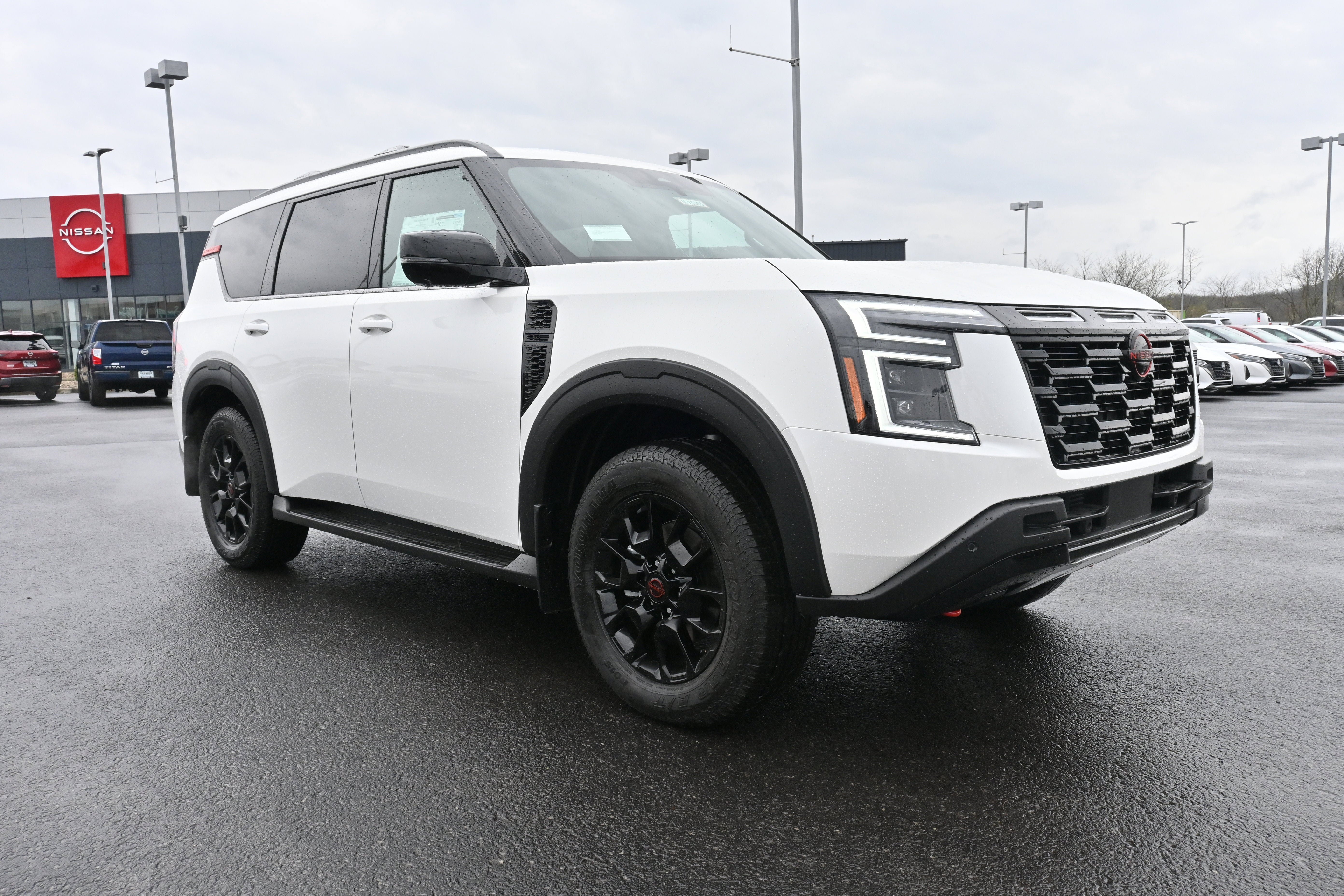 New 2025 Nissan Armada PRO-4X AWD/4WD image 2