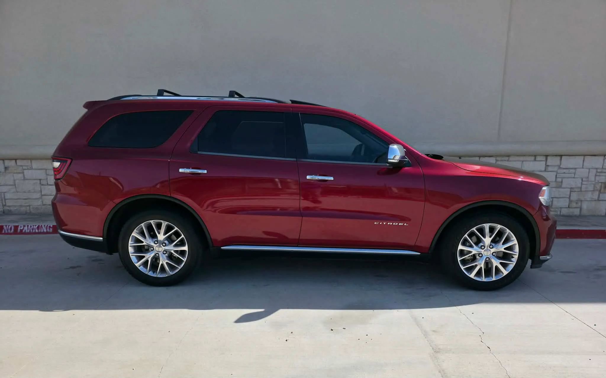 Used 2015 Dodge Durango Citadel RWD image 2