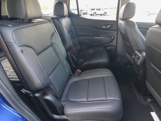 Used 2023 GMC Acadia SLT image 25