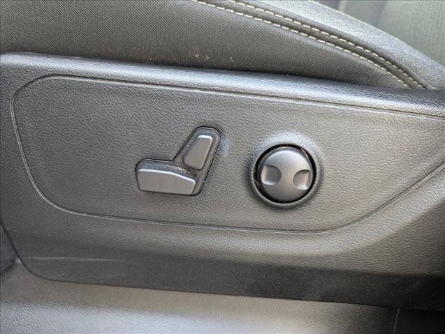 Used 2022 RAM 1500 Big Horn RWD image 11
