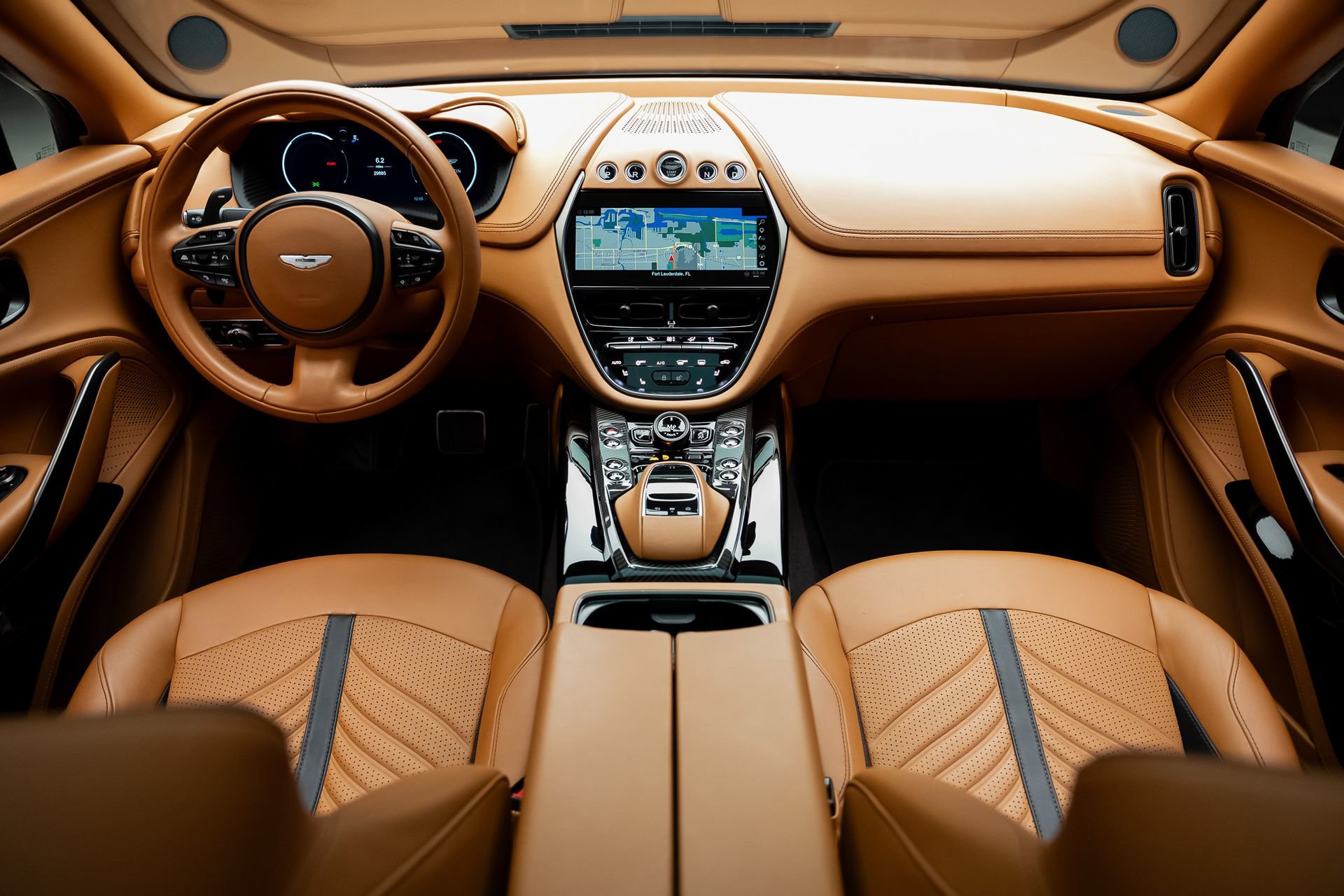 Used 2023 Aston Martin DBX 707 image 42