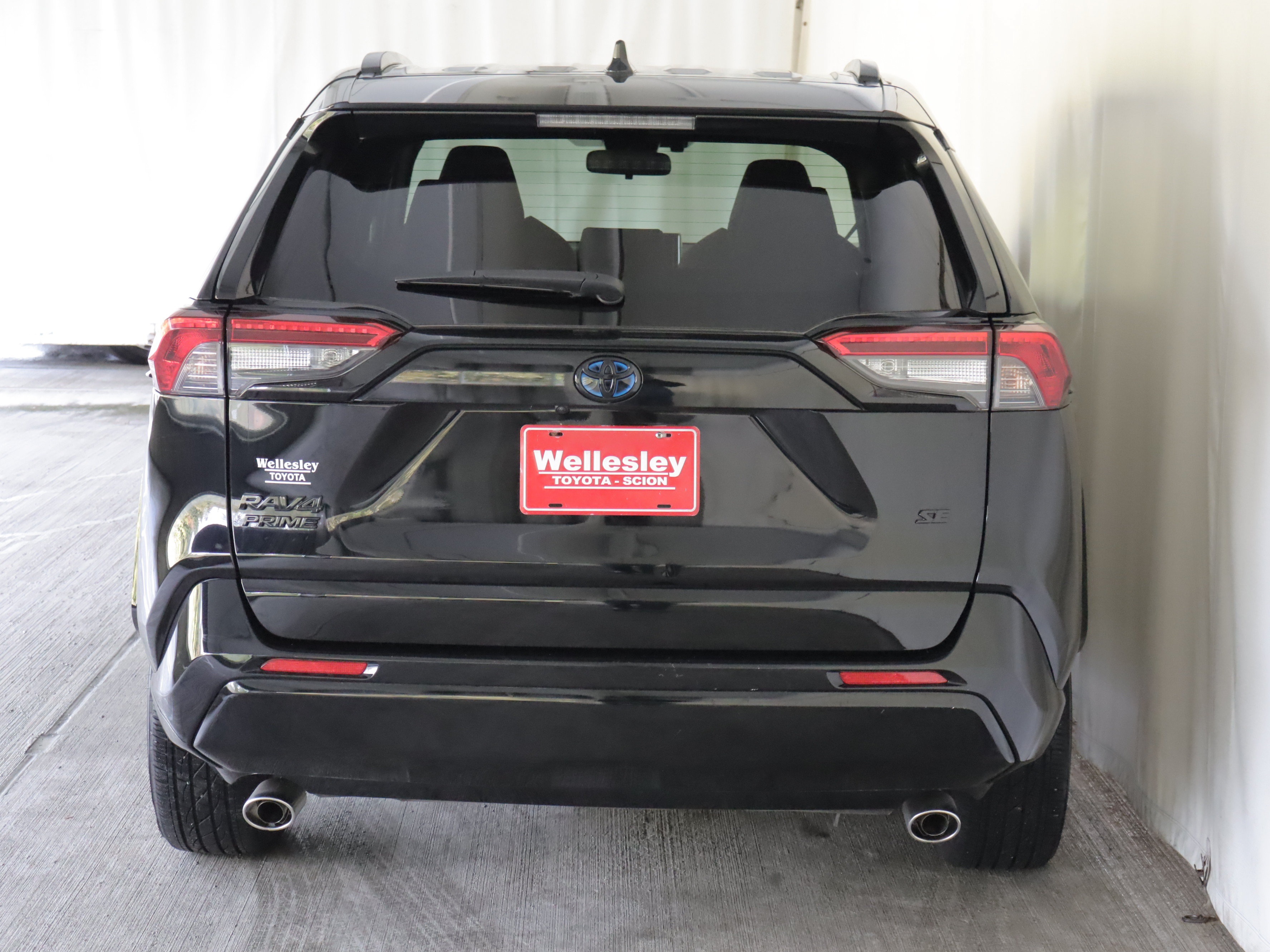 Used 2023 Toyota RAV4 SE w/ Weather & Moonroof Package AWD/4WD image 27