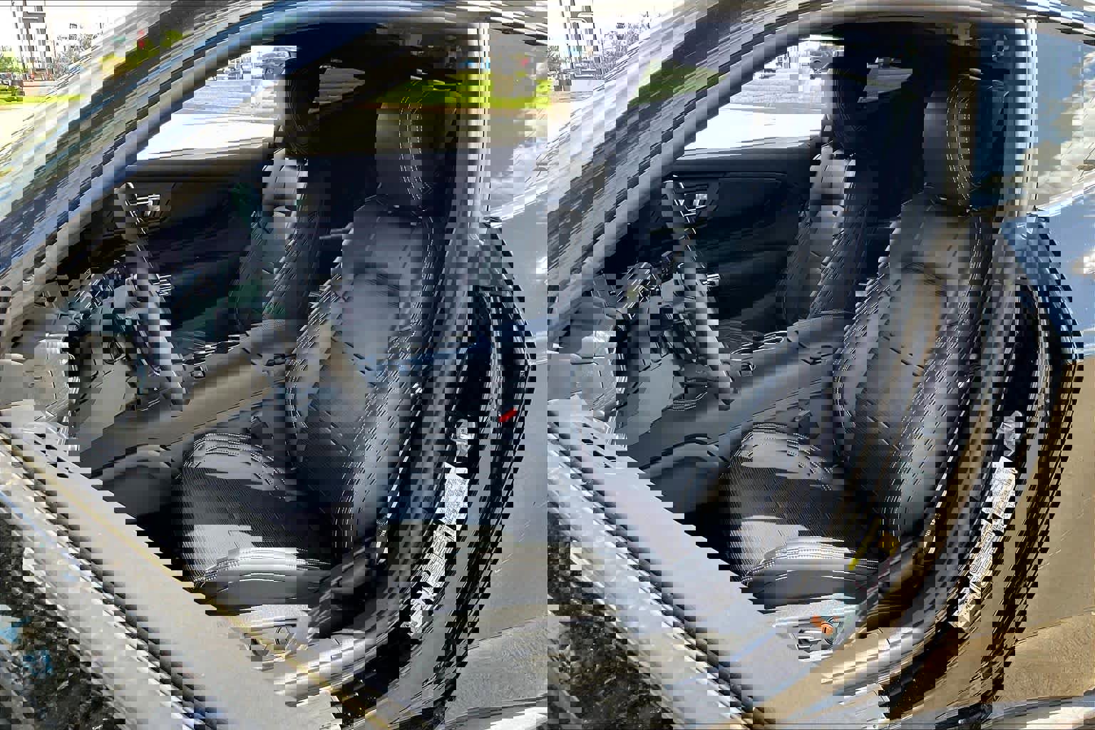 Used 2025 Ford Mustang GT Premium image 8