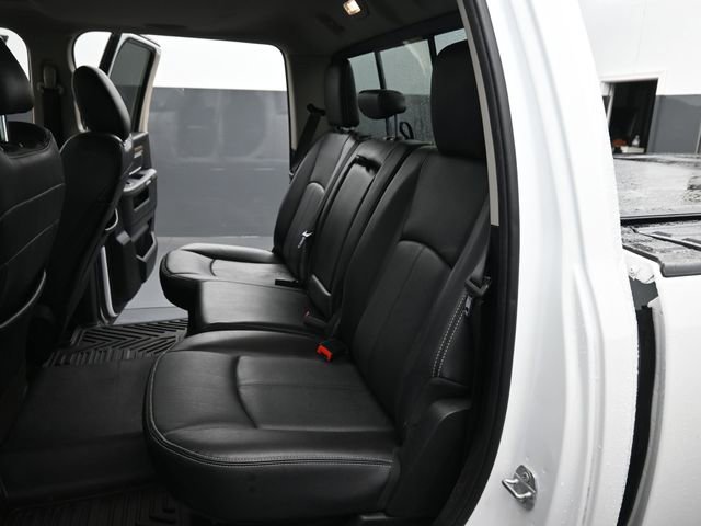Used 2018 RAM 1500 Laramie image 12