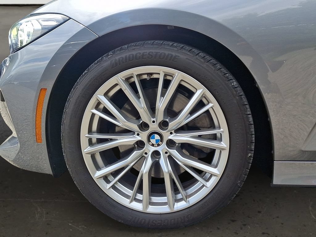 Certified 2023 BMW 330i xDrive Sedan w/ Driving Assistance Package AWD/4WD image 9