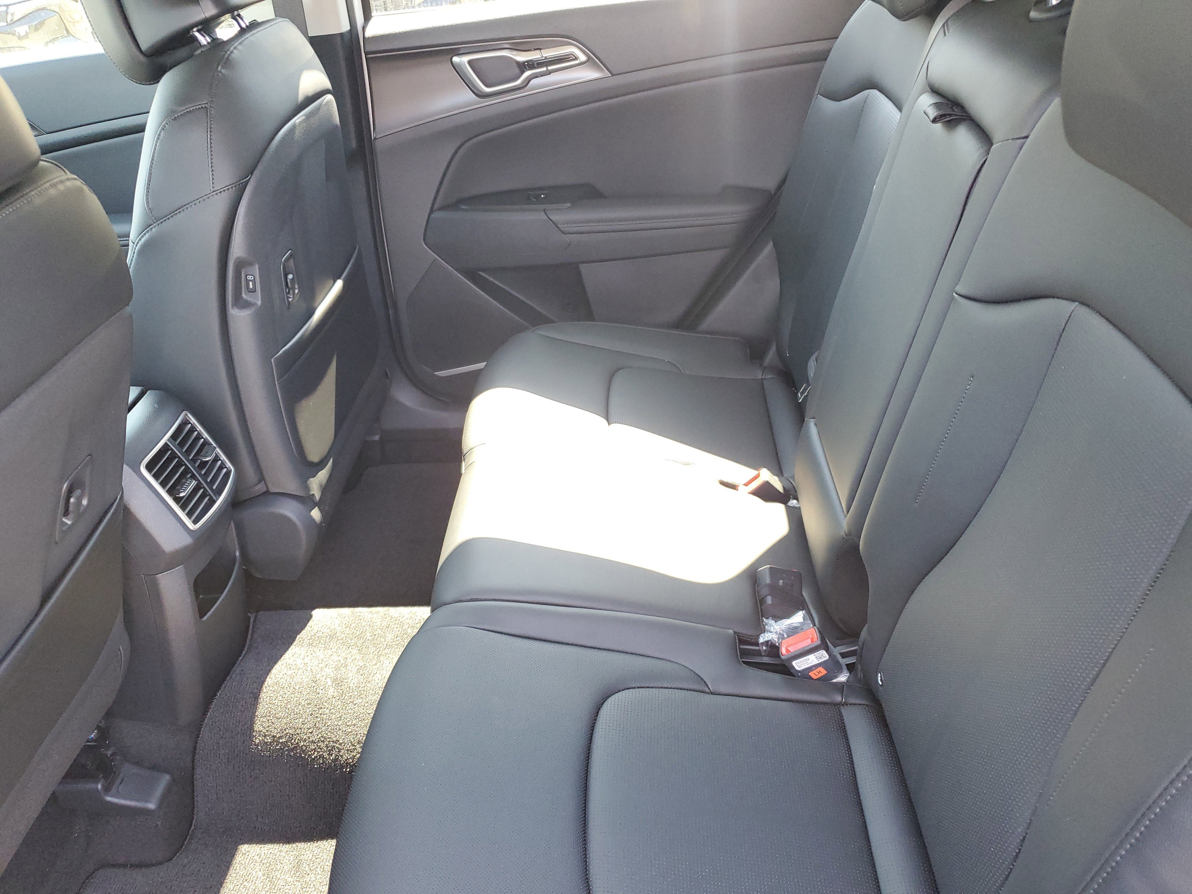 New 2026 Kia Sportage EX image 11