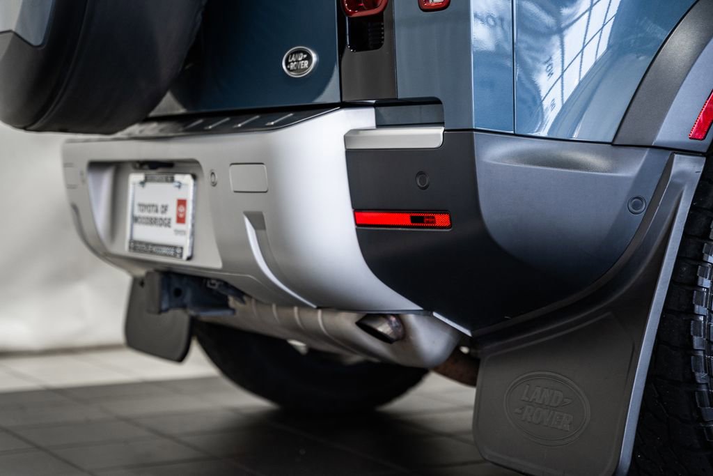 Used 2020 Land Rover Defender 110 HSE image 6