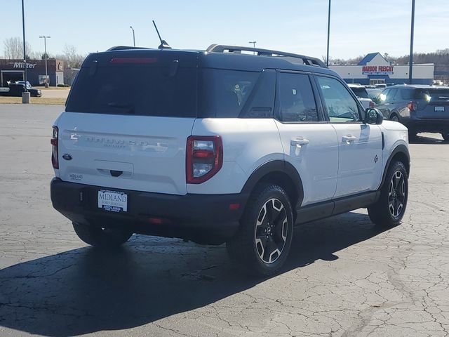 Certified 2024 Ford Bronco Sport Outer Banks w/ Tech Package AWD/4WD image 3