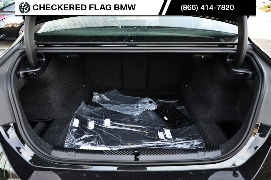 Certified 2025 BMW 530i w/ Premium Package image 30