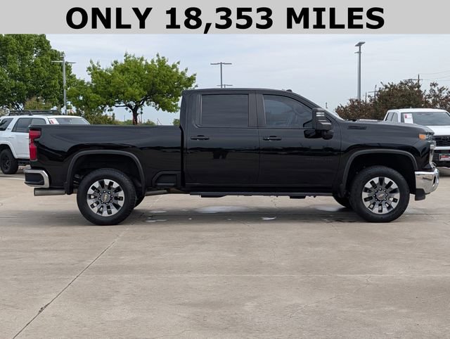 Used 2024 Chevrolet Silverado 2500 LT image 4