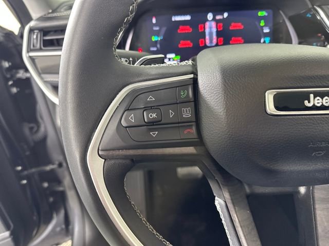 Used 2023 Jeep Grand Cherokee 4WD 4xe image 15