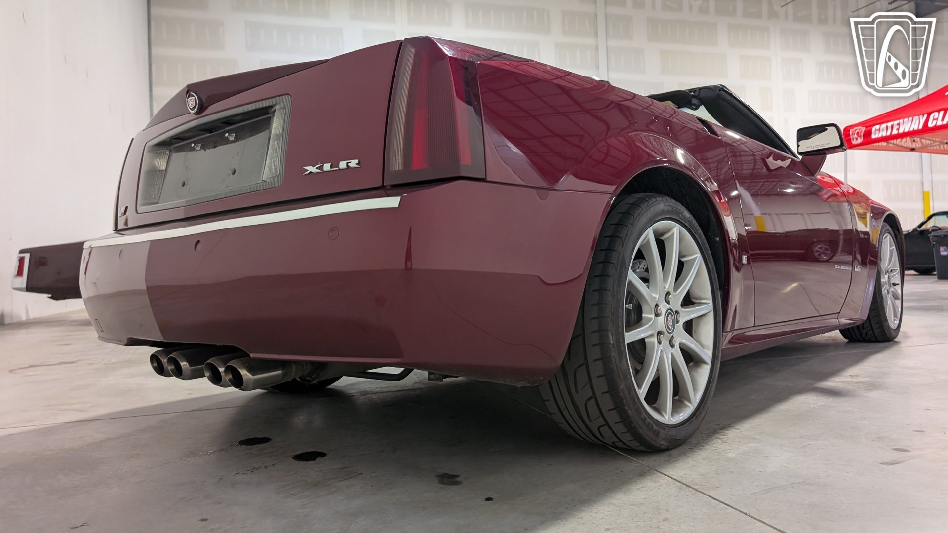Used 2006 Cadillac XLR V RWD image 16
