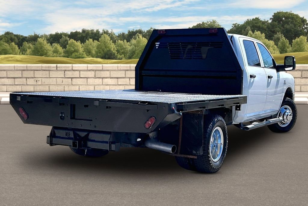 Used 2024 RAM 3500 Tradesman w/ Chrome Appearance Group image 9