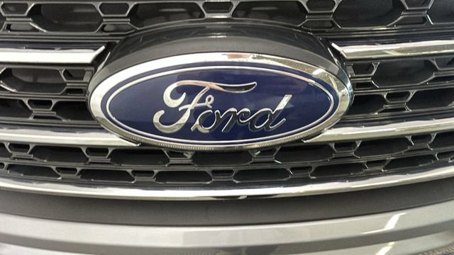 Used 2022 Ford Explorer XLT AWD/4WD image 8