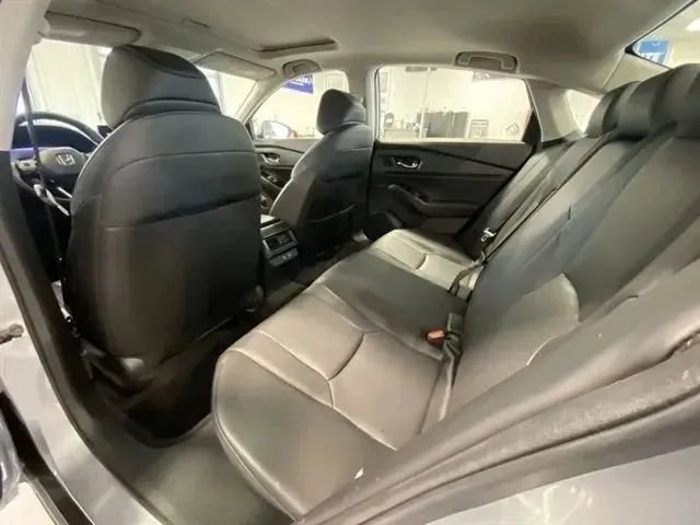 Used 2023 Honda Accord Touring image 15