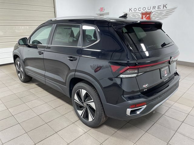 New 2026 Volkswagen Taos SE AWD/4WD image 5